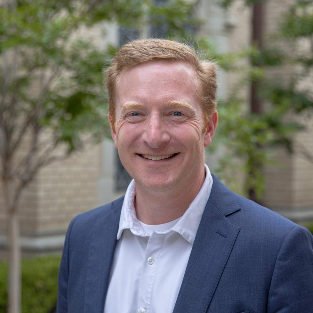 A photo of Robby Higginbottom.