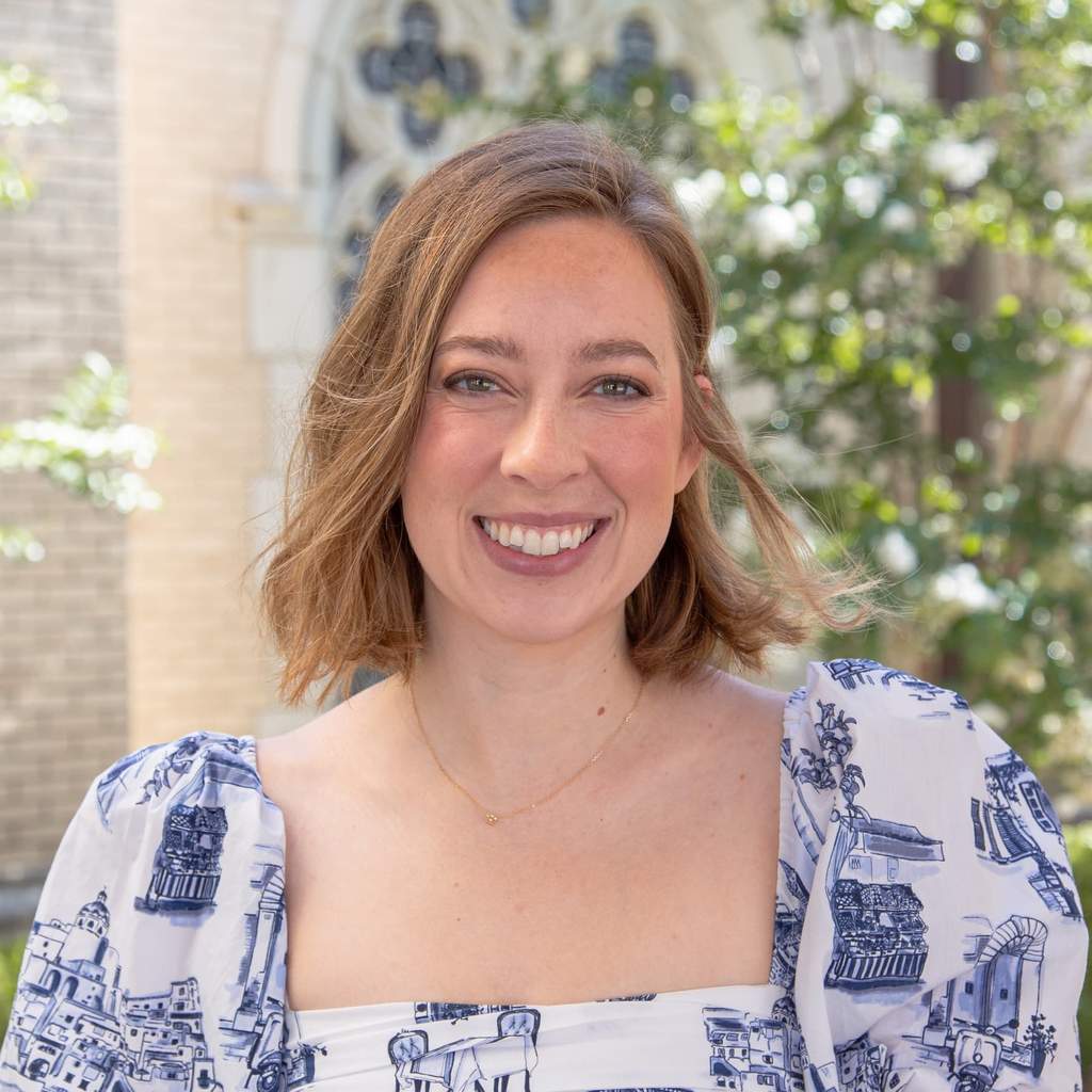 Staff Photograph of Claire Lovell.