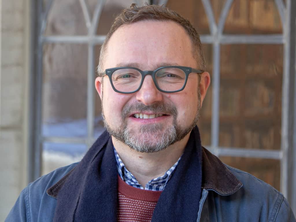 a photo of Mark McDowell.